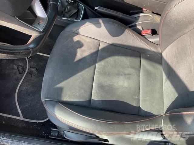 Seat Ibiza سيارات
