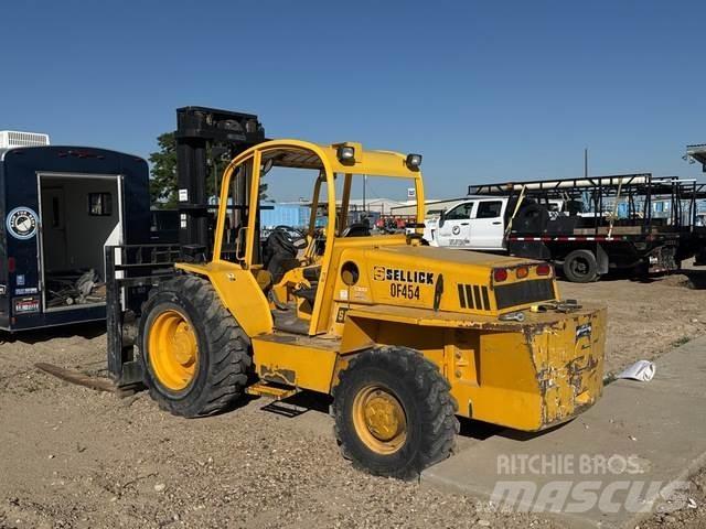 Sellick S 120 شاحنات الطرق الوعرة