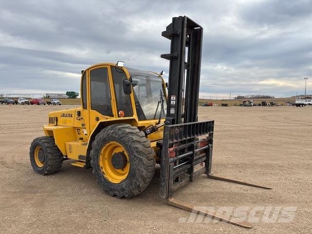 Sellick S80-4 شاحنات الطرق الوعرة