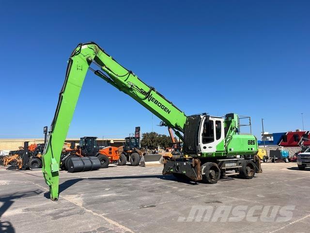 Sennebogen 825 مناولات المخلفات / مناولات صناعية