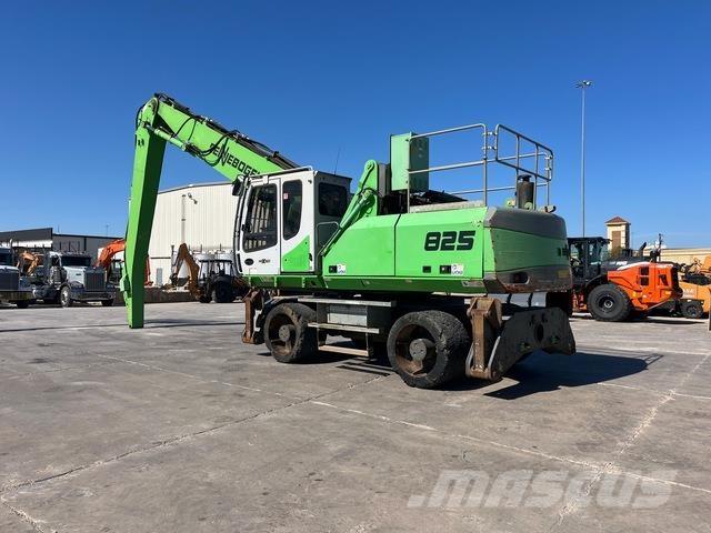 Sennebogen 825 مناولات المخلفات / مناولات صناعية