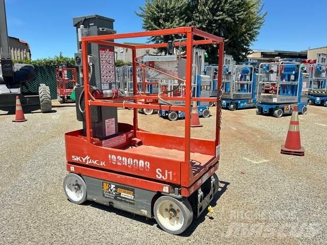 SkyJack SJ12 رافعات السارية الرأسية