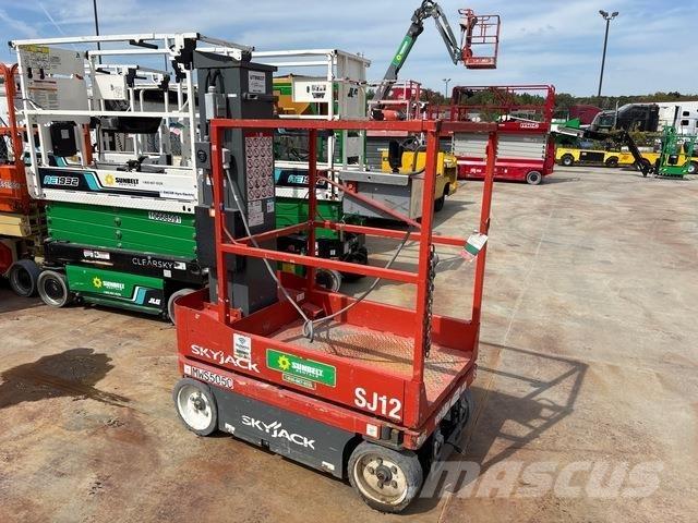 SkyJack SJ12 رافعات السارية الرأسية