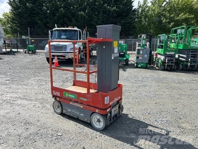 SkyJack SJ16 رافعات السارية الرأسية