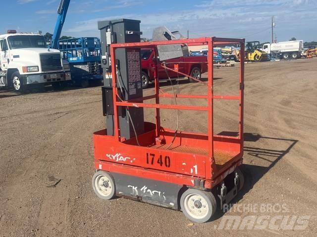 SkyJack SJ16 رافعات السارية الرأسية
