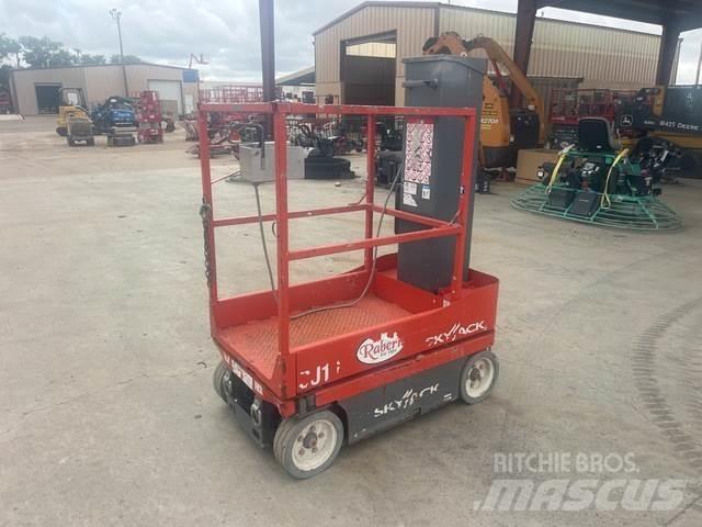 SkyJack SJ16 رافعات السارية الرأسية