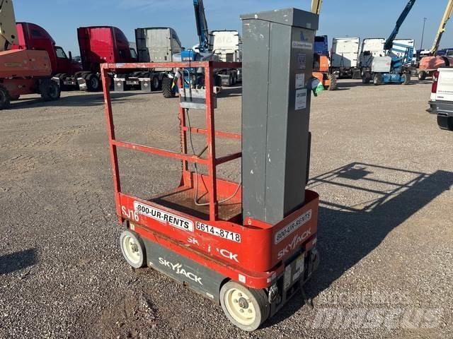SkyJack SJ16 رافعات السارية الرأسية