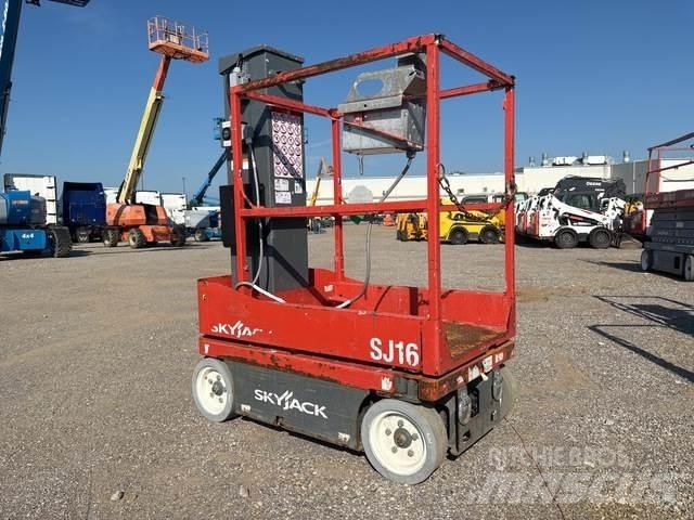 SkyJack SJ16 رافعات السارية الرأسية