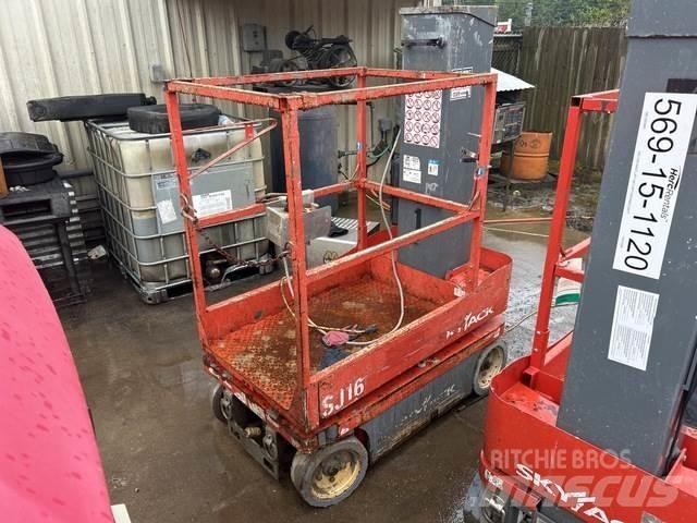 SkyJack SJ16 رافعات السارية الرأسية