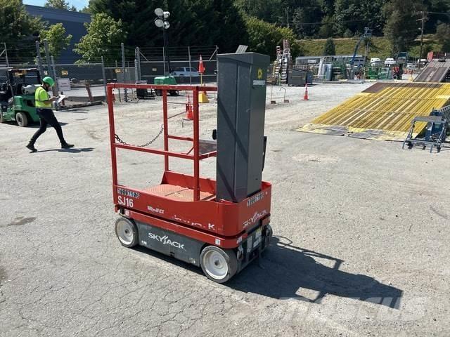 SkyJack SJ16 رافعات السارية الرأسية