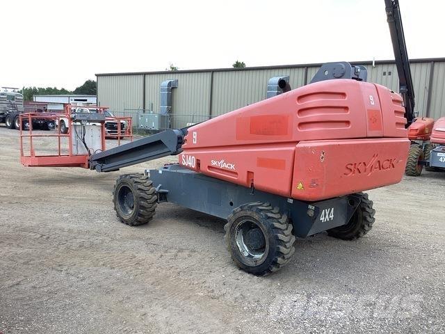 SkyJack SJ40T أخرى