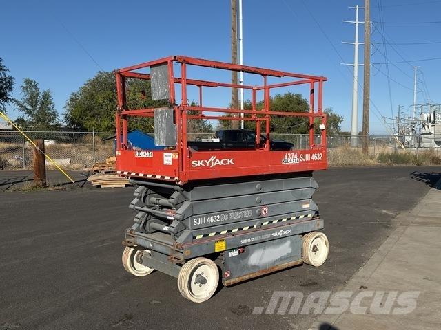 SkyJack SJ4632 رافعات مقصية الشكل
