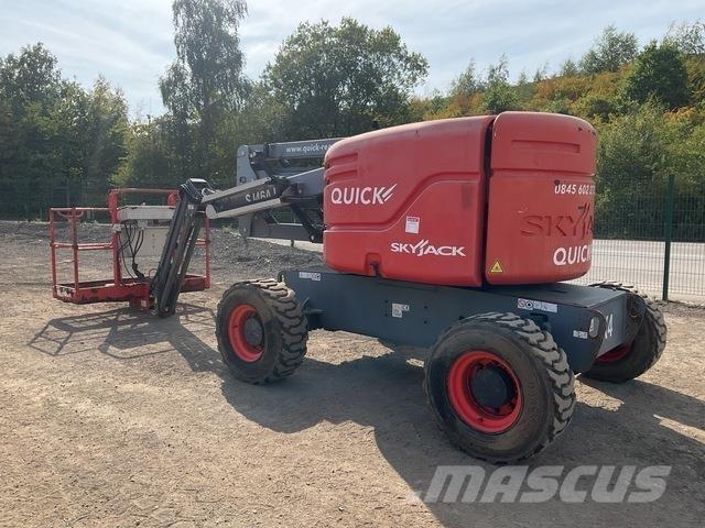 SkyJack SJ46AJ رافعات سلة مفصلية