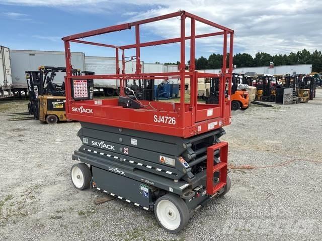 SkyJack SJ4726 رافعات مقصية الشكل