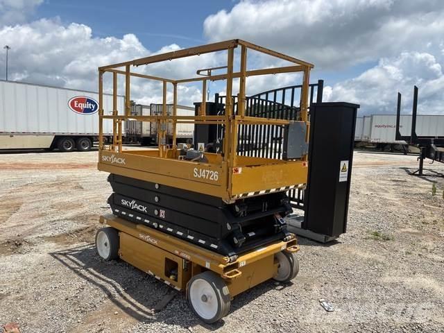 SkyJack SJ4726 رافعات مقصية الشكل