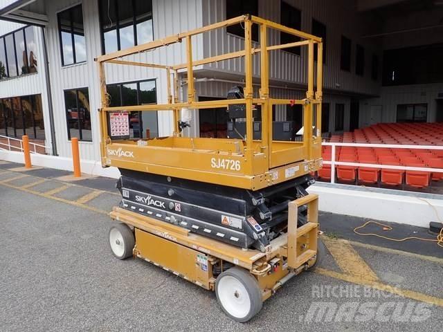 SkyJack SJ4726 رافعات مقصية الشكل