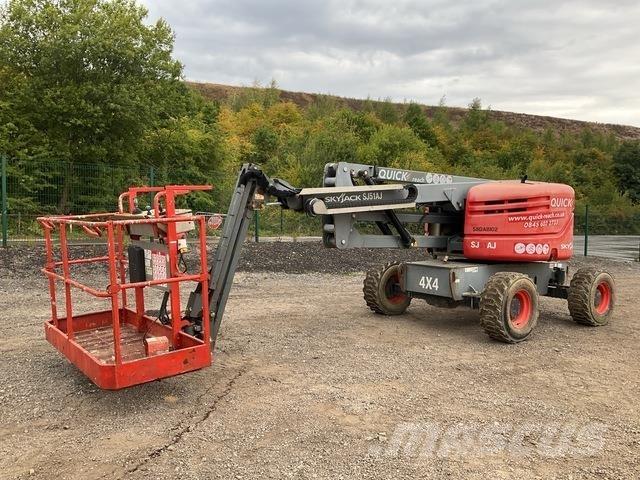 SkyJack SJ51AJ رافعات سلة مفصلية