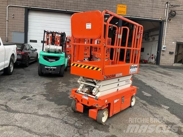 Snorkel S3219E رافعات مقصية الشكل