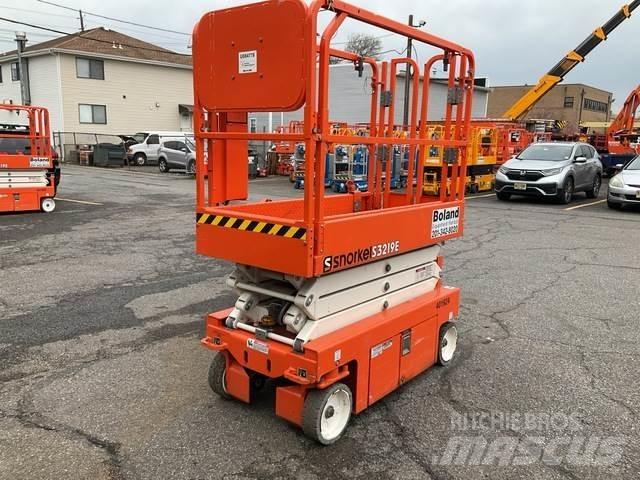 Snorkel S3219E رافعات مقصية الشكل