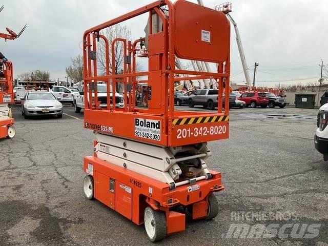 Snorkel S3219E رافعات مقصية الشكل