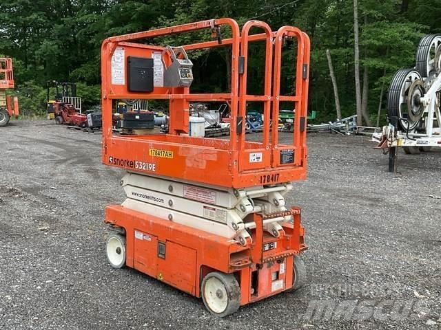 Snorkel S3219E رافعات مقصية الشكل