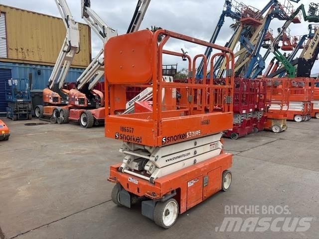 Snorkel S3219E رافعات مقصية الشكل