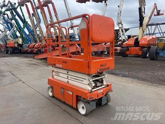Snorkel S3219E رافعات مقصية الشكل