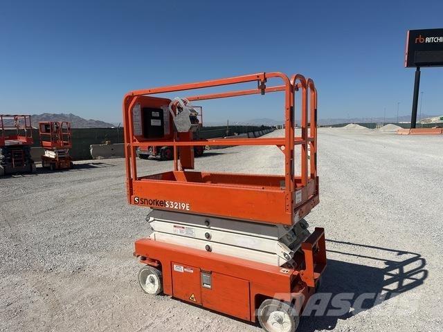 Snorkel S3219E رافعات مقصية الشكل