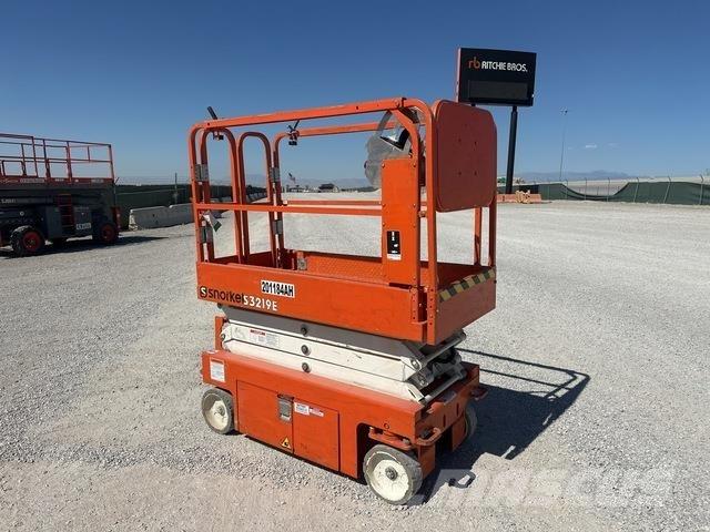 Snorkel S3219E رافعات مقصية الشكل