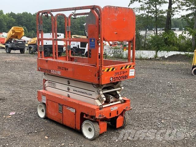 Snorkel S3219E رافعات مقصية الشكل