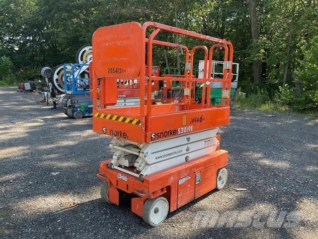 Snorkel S3219E رافعات مقصية الشكل
