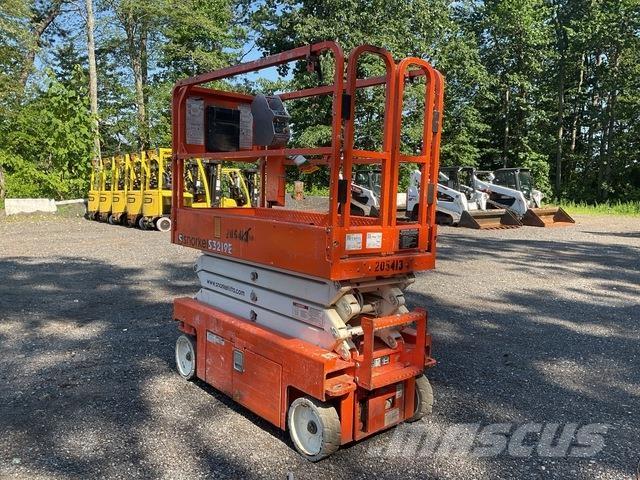 Snorkel S3219E رافعات مقصية الشكل