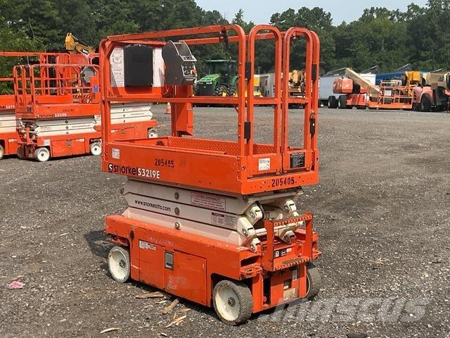 Snorkel S3219E رافعات مقصية الشكل