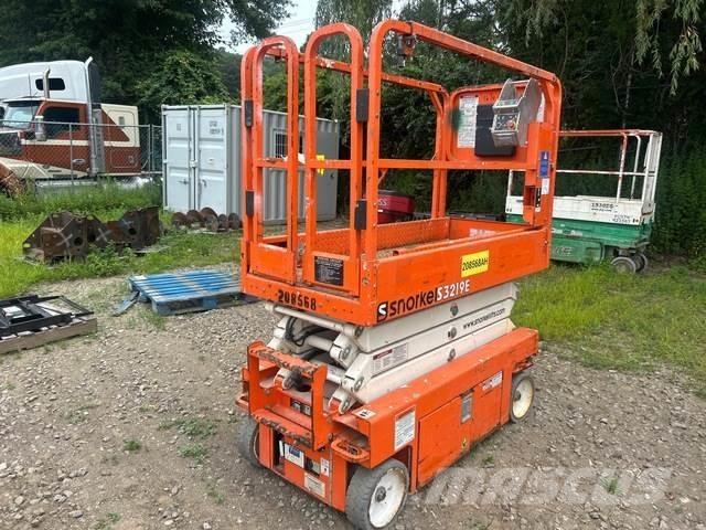 Snorkel S3219E رافعات مقصية الشكل