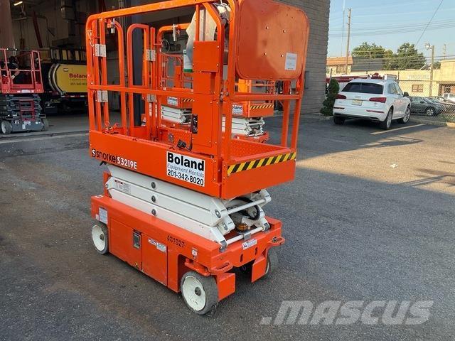 Snorkel S3219E رافعات مقصية الشكل