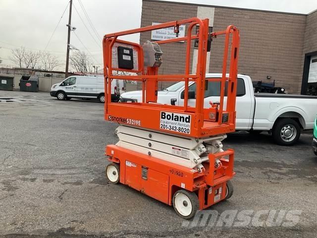 Snorkel S3219E رافعات مقصية الشكل