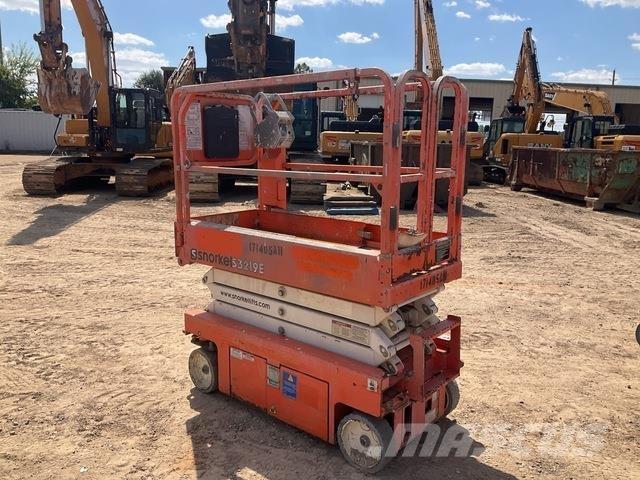 Snorkel S3219E رافعات مقصية الشكل