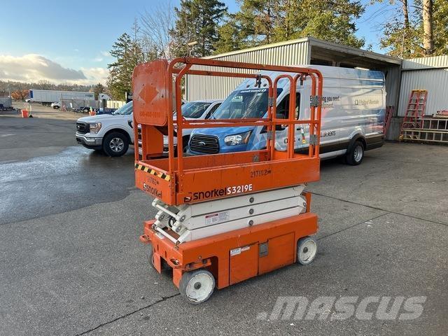 Snorkel S3219E رافعات مقصية الشكل