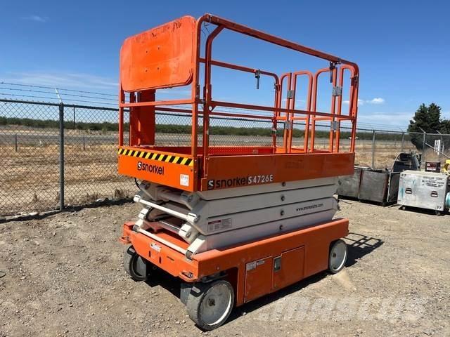 Snorkel S4726E رافعات مقصية الشكل
