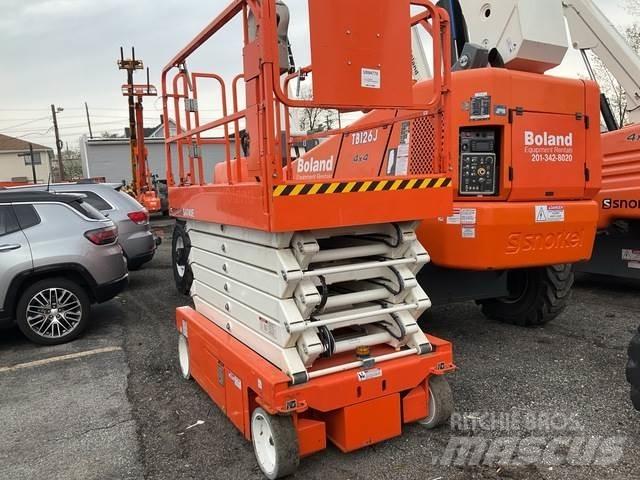 Snorkel S4740E رافعات مقصية الشكل