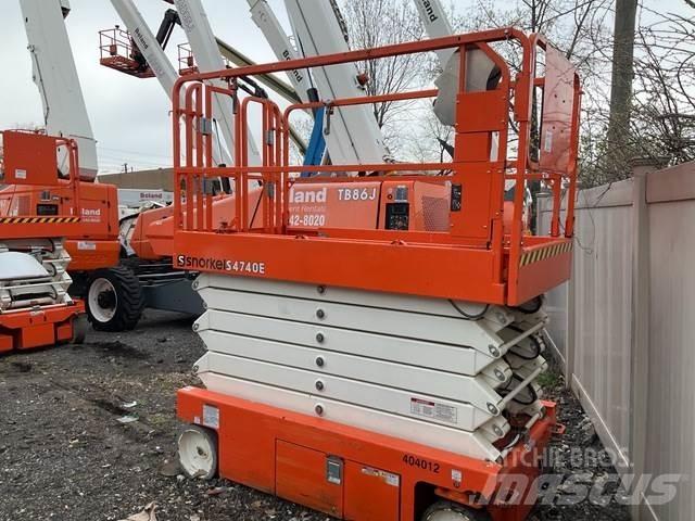 Snorkel S4740E رافعات مقصية الشكل