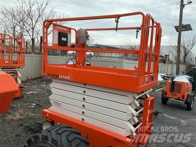 Snorkel S4740E رافعات مقصية الشكل