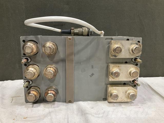  SPD NQB-A1600 مطارق / كسارات