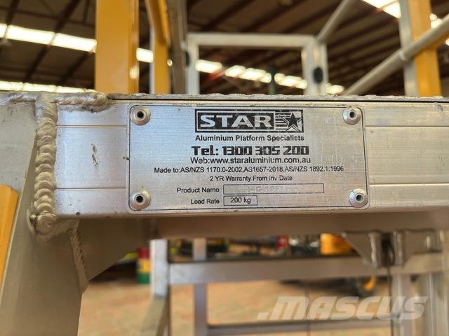 Star  منصات المستودعات
