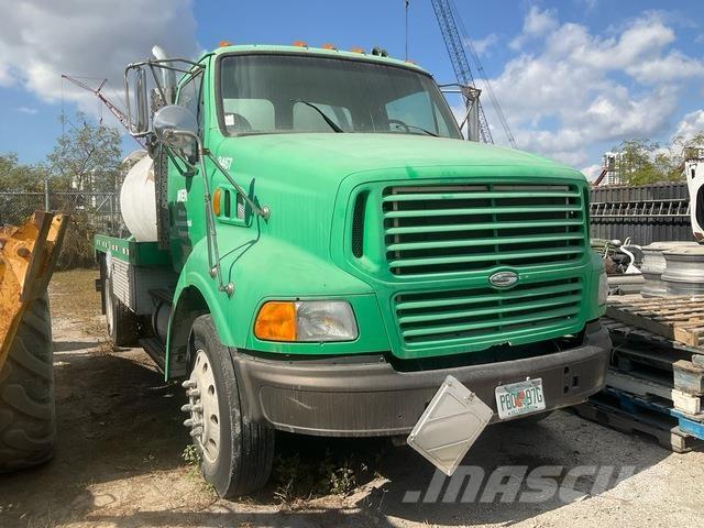 Sterling A9513 شاحنات مزدوجة / خلخلة