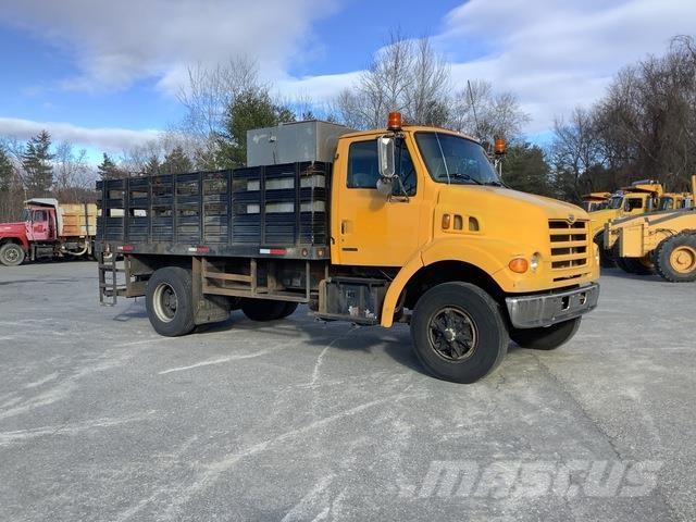 Sterling L7500 شاحنات مسطحة/مفصلية الجوانب