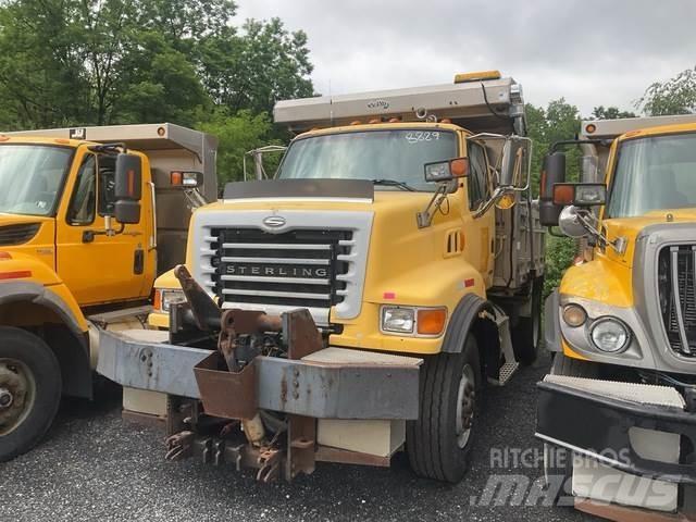 Sterling L8500 حراثات ونصول الجليد