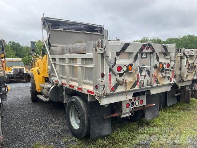 Sterling L8500 حراثات ونصول الجليد