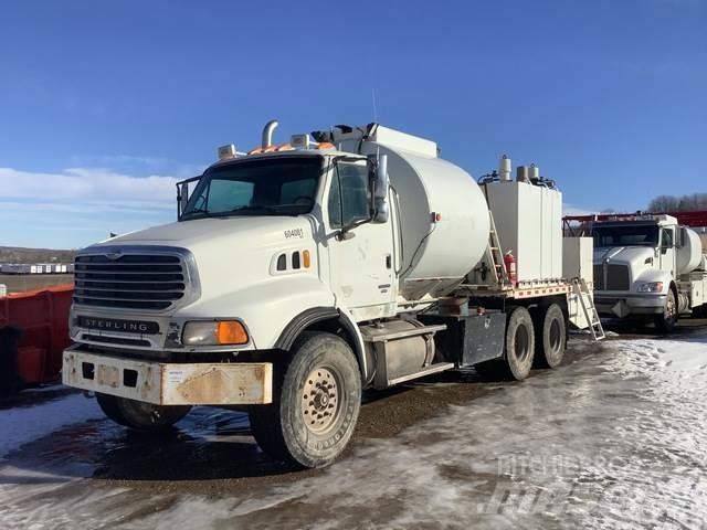 Sterling L9500 شاحنات ذات صهاريج