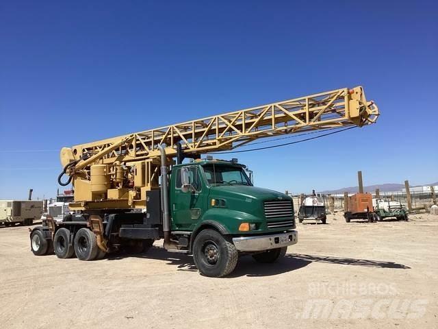 Sterling L9500 شاحنات المعدات  المحمولة لحفر الآبار